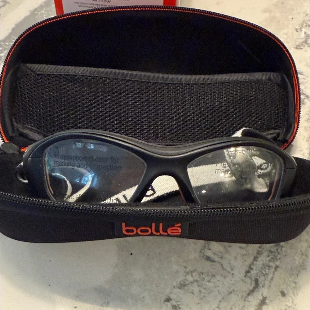 Bollé kids swag strap Glasses with Case